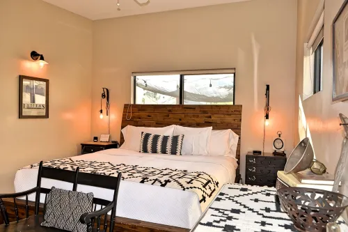Casa Acero - hot tub spa, comfortable, views, private -  Privatzimmer