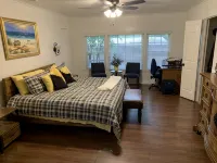 Hot Tub & Private Lake Modern Country Oasis in Heart of City - 3-Star