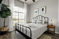 Luxurious MTZ Homes Modern Style - 3-نجوم