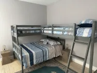 Superb 3BR W/Balcony Near Capitol Center - พร้อมระเบียง