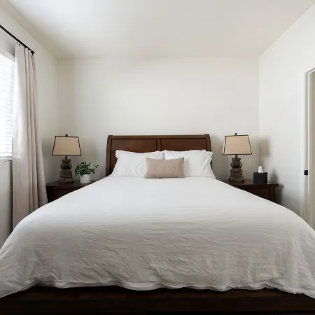 Desert Oasis Walking Distance to Festivals. Pet Friendly!