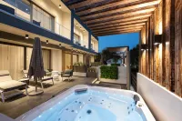 Valen Mare Suites - Hot Tub