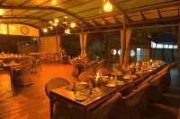 Zambezi Mubala Lodge - servizio colazione