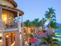 Hacienda Beach Club & Residences Hotels near Medano Beach
