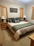 Gorgeous Home Near Golf Courses with Two en-Suites in Tahoe Donner - Balkon
