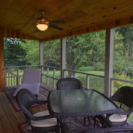 Tallulah House - A remodeled home place now available for short time rental.