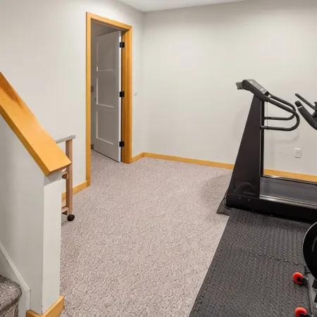 Renovated-Spacious Home Ideally Located in the Middle of Stowe