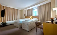 City Hotel Bishkek - Phòng Gym