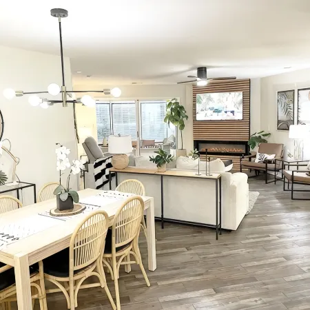 Beautiful 2-Bd/2-BTH Condo, Resort, in/Outdoor Pools, Hot Tub Golf Fit Ctr Quiet
