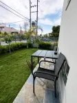 Aloha Inn - Beach