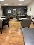 Brit Hotel Essentiel Pontivy Robic - Parkplatz