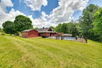 Come relax in a family friendly cabin w/ great amenities and a lake nearby! - Homestays