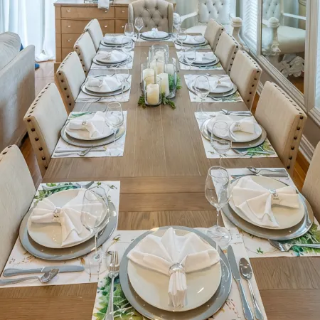 NEW LUXURY PENTHOUSE CONDO