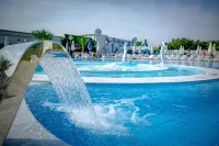 Del Mare семейный корпус - Pools
