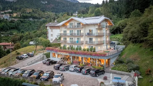 Hotel Fontanella - Balcony