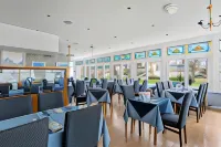 Marine Hotel - breakfast