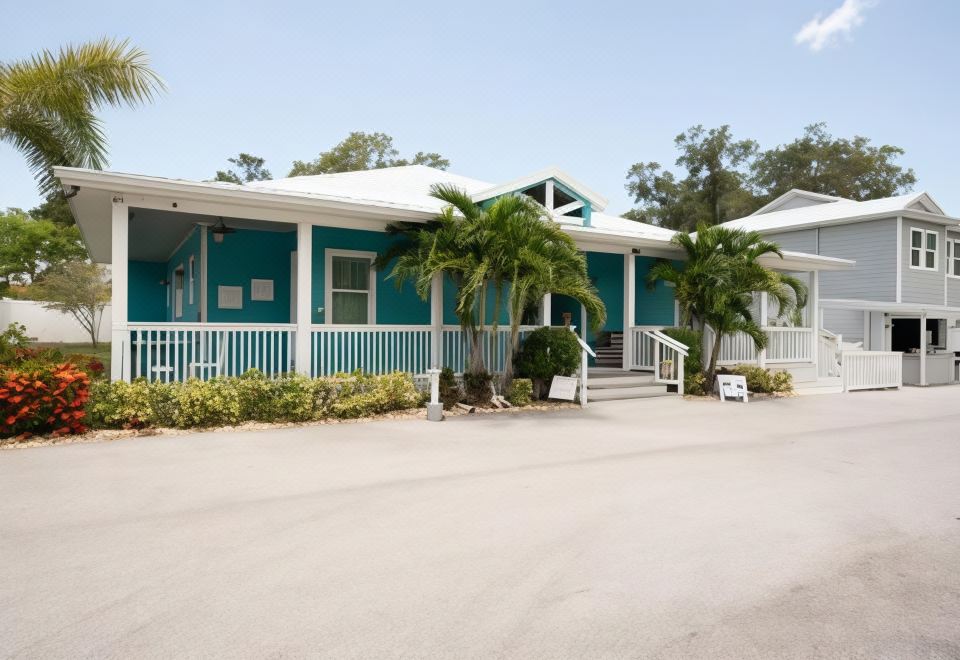 Sunny Side Cottages - Housity