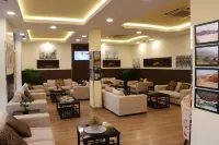Weekdays Hotel - 3-Star