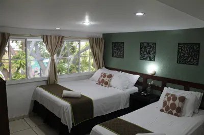 Hotel Tazumal House Hotels in 