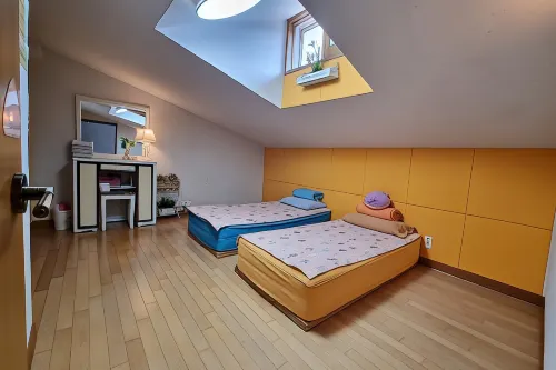 Tongyeong One Guesthouse