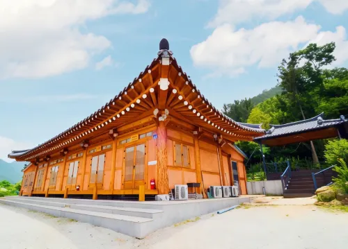 Haenam Teyang Hanok Pension