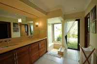 Oasis Villa by Evaco