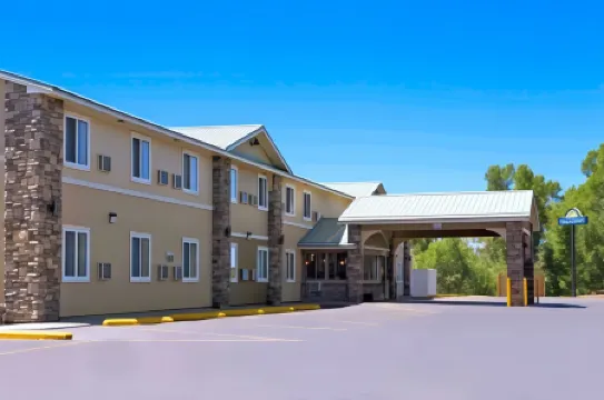 Days Inn & Suites by Wyndham Gunnison