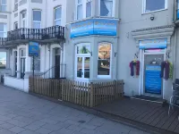 Henrys on the Prom Hotels in 