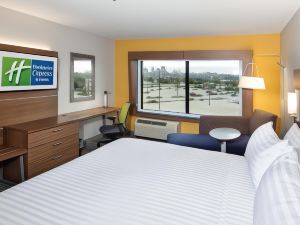 Holiday Inn Express & Suites East Peoria - Riverfront