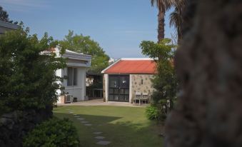 Lucidbonbon - Hostel