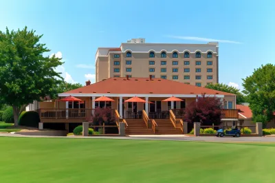 Embassy Suites by Hilton Greenville Golf Resort & Conference Center Hotels in der Nähe von Warehouse Theatre