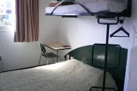 Good Night Hotel