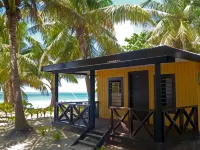 Ratu Kini Backpackers & Dive Resort Hotels near Mana Island