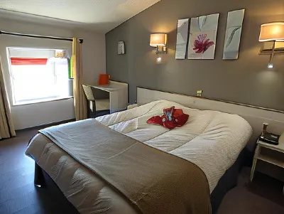 Hotel du Centre Hotels in Saint-Martin-d'Ardeche