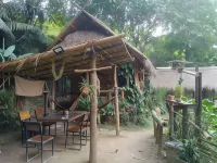 Art Khamu Homestay Hoteles en Chiang Khong