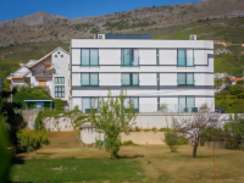 Hotel Jona Hotels in 