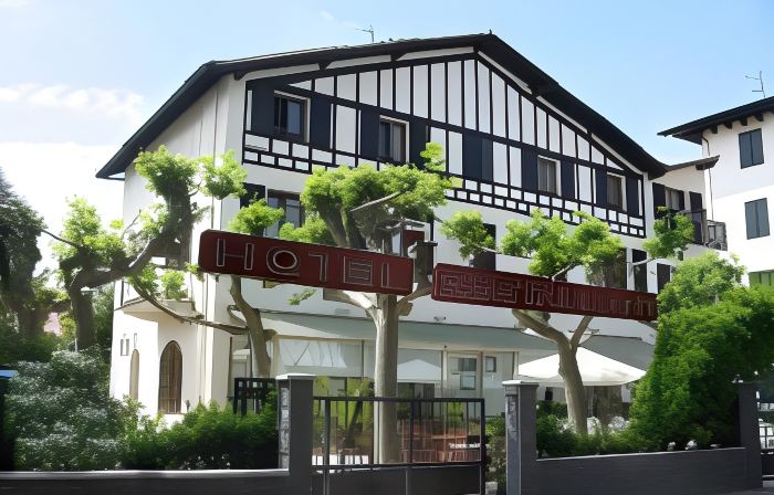Logis Hotel & Restaurant Bergeret Sport