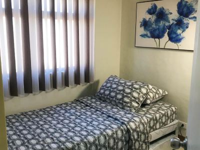 2 Bedroom Condo at Midpoint Residences with City View