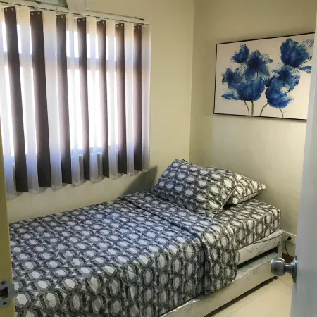 2 Bedroom Condo at Midpoint Residences with City View