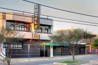 Hotel Carolina Plaza - parking