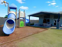 Dooleys Tavern and Motel Capella - 4-Star