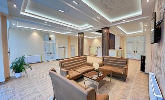 AKS Hotel