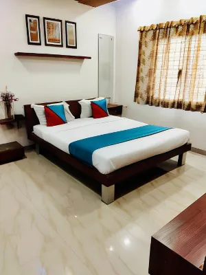 Hotel Dhanshree Executive Lodging Hotels near PARMAR SHOPPING CENTRE