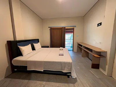 MAI LAKU Cottage