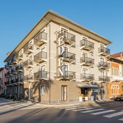 Hotel Eden Hotels near Viale Regina Margherita