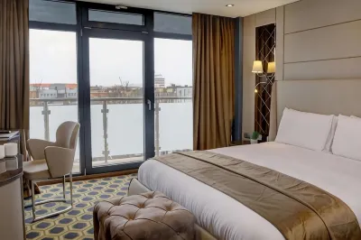 Putney Hotel, BW Signature Collection Hotels near Penguin Bay