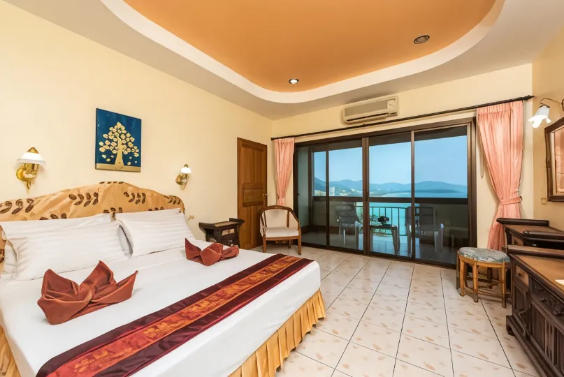 Baan Karon Hill Phuket Resort
