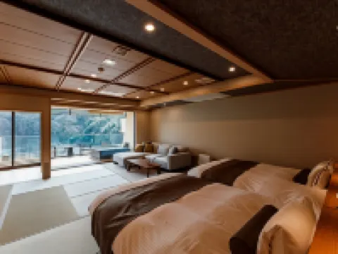 Tachibana Shikitei Hotels in Kaga