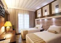 كاسا جراند ريزورت هوتل آند سبا فنادق في کواروخا