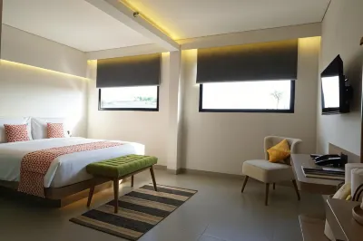 Qubika Boutique Hotel Hoteles cerca de Universitas Prasetiya Mulya - BSD Campus